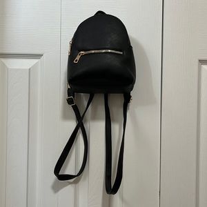 ARDENE / BACKPACK / BLACK